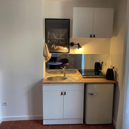 Charmant Studio Centre Historique Apartment Pézenas Екстериор снимка